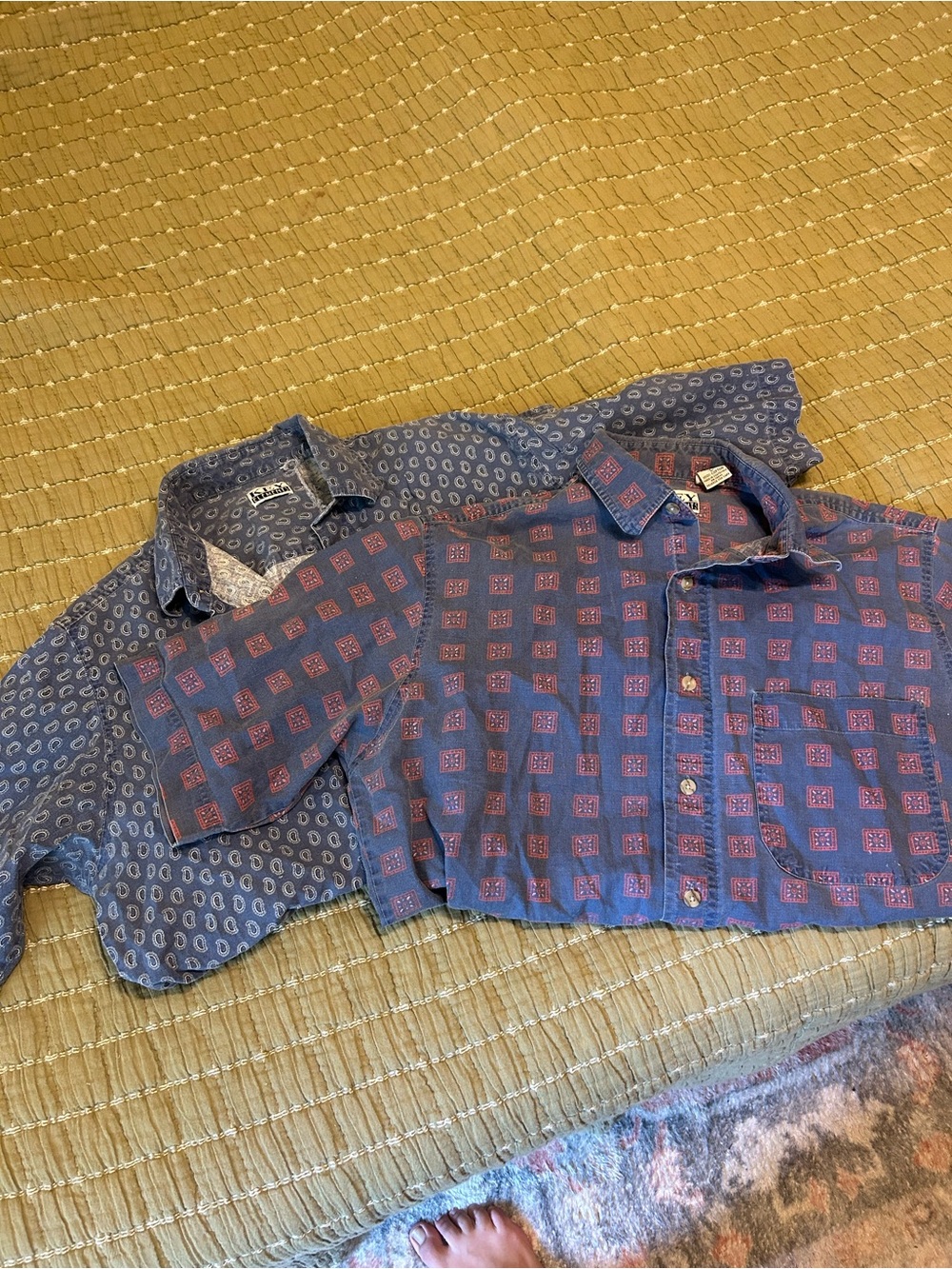 Key elements vintage shirt bundle